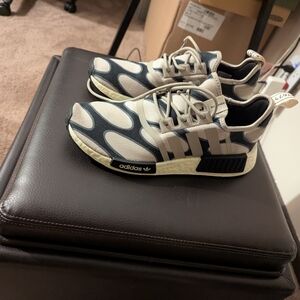 Adidas Men's Black and White Patterned Sneakers